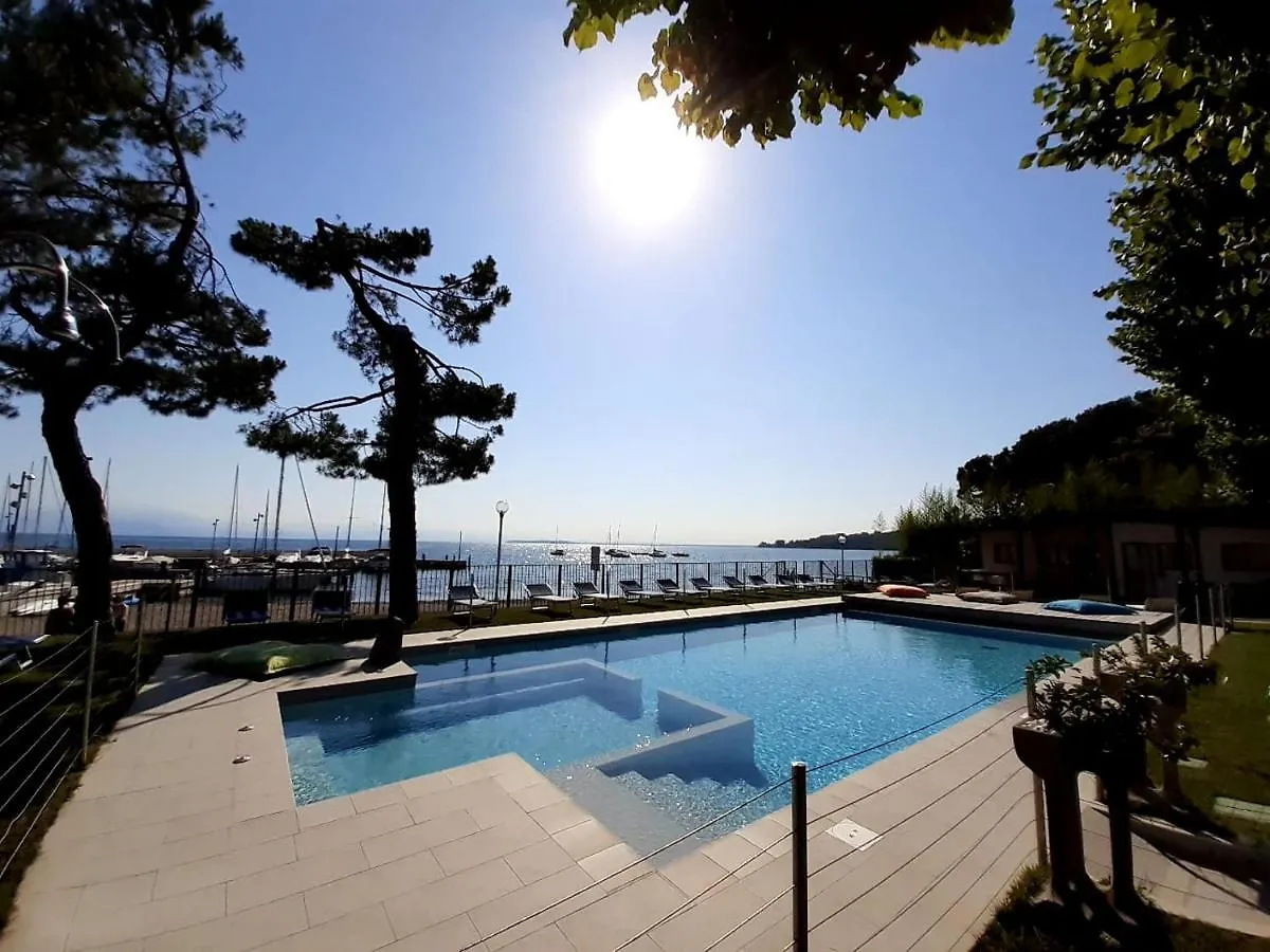 Villaggio Turistico Dei Tigli Padenghe sul Garda