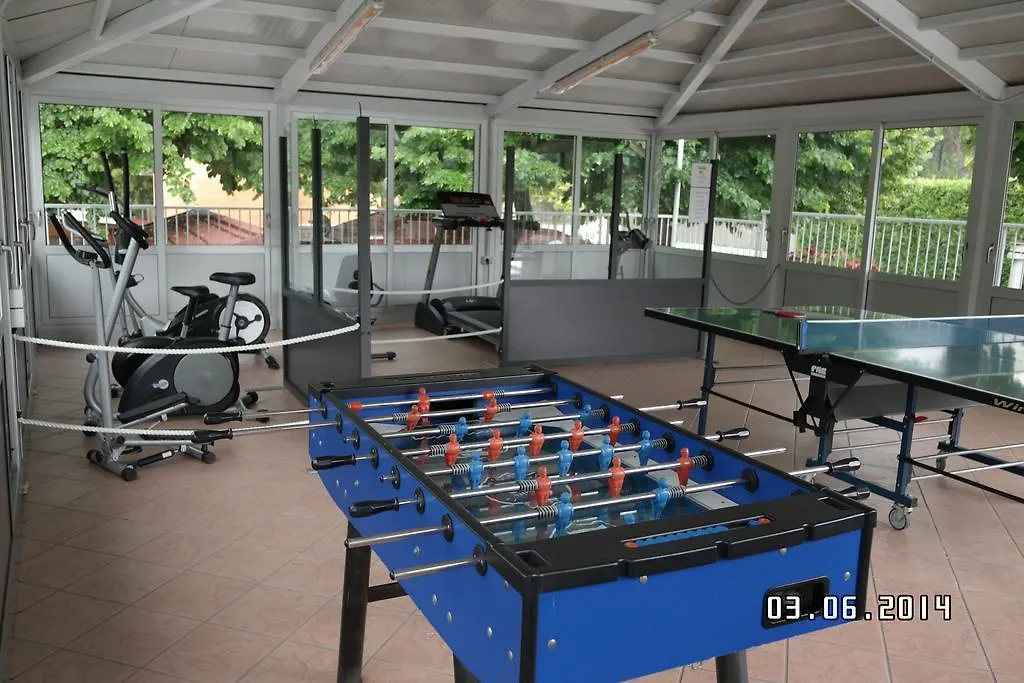 Villaggio Turistico Dei Tigli Padenghe sul Garda 3*,