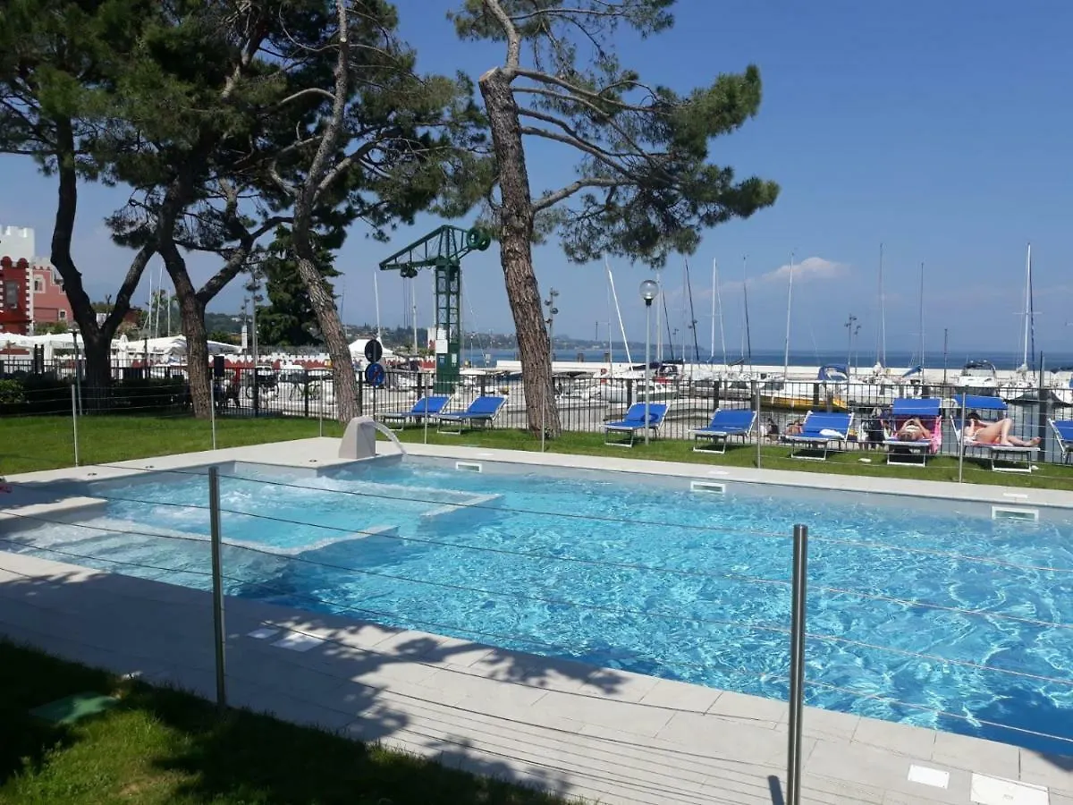 Villaggio Turistico Dei Tigli Padenghe sul Garda