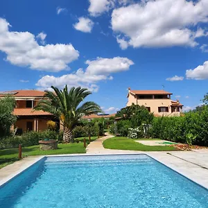 https://appartamenti-gli-ulivi-di-maremma.it-tuscanyhotel.com