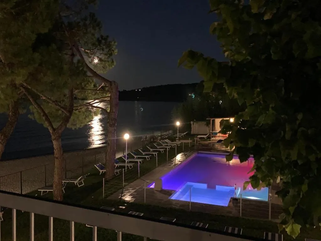Ferienpark Villaggio Turistico Dei Tigli Padenghe sul Garda